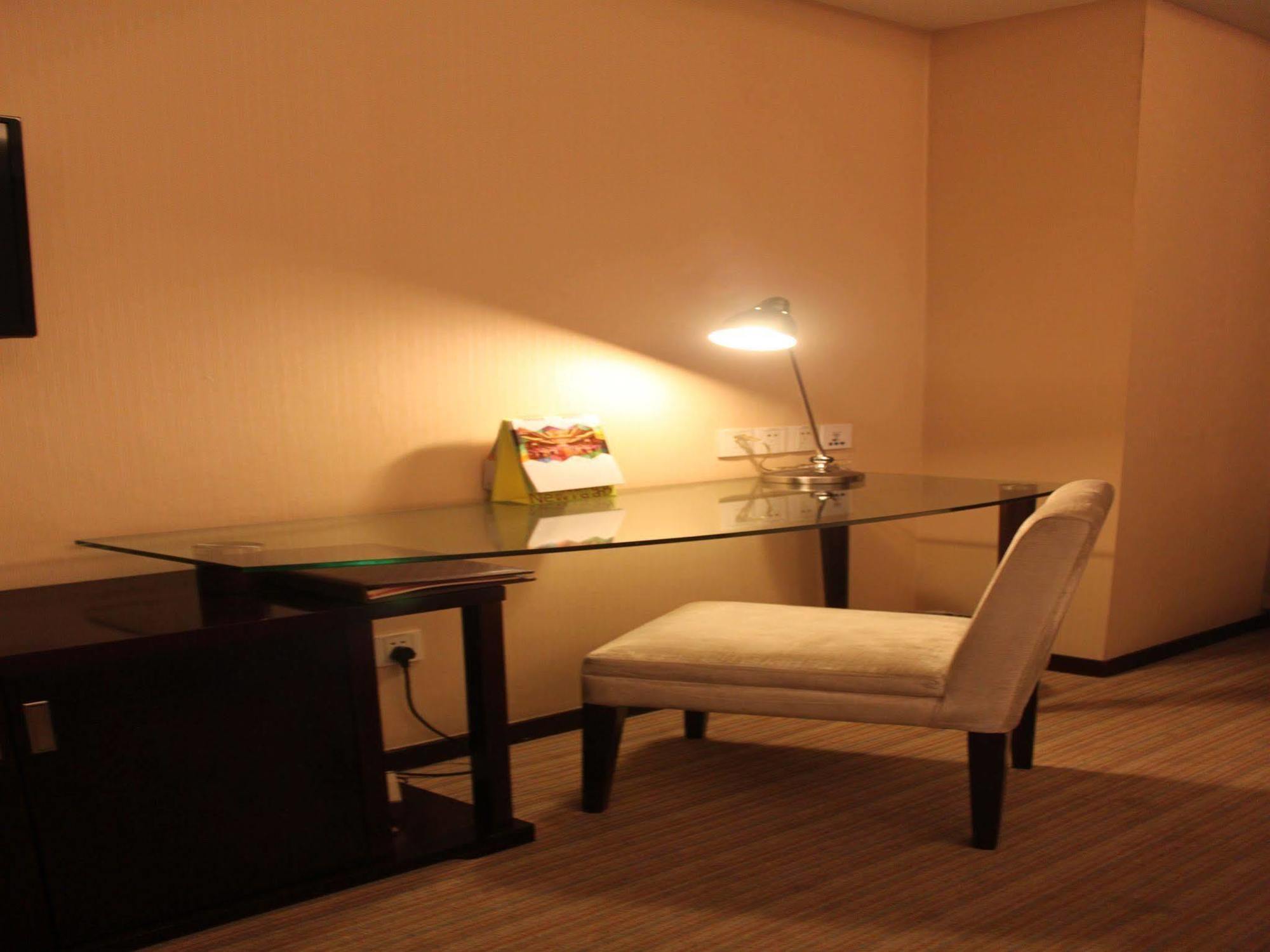 Zhengzhou Yuehai Hotel Eksteriør billede